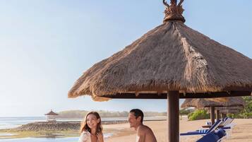 Premium bedding, down comforters, minibar, in-room safe