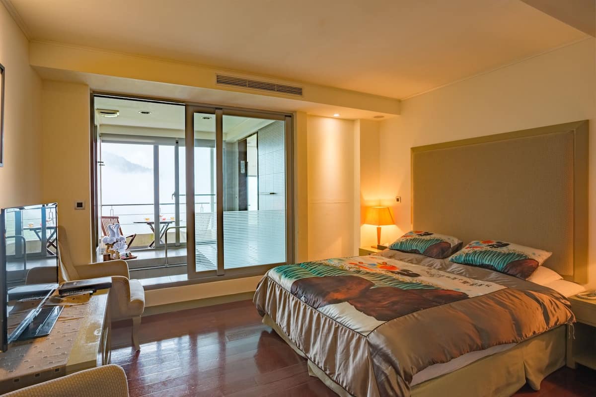 Elite Double Room | Pemandangan dari bilik