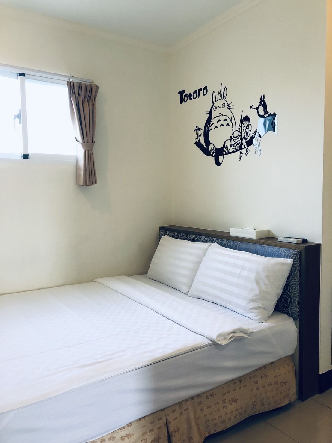 superior double room | premium bedding, desk, free wifi, bed sheets