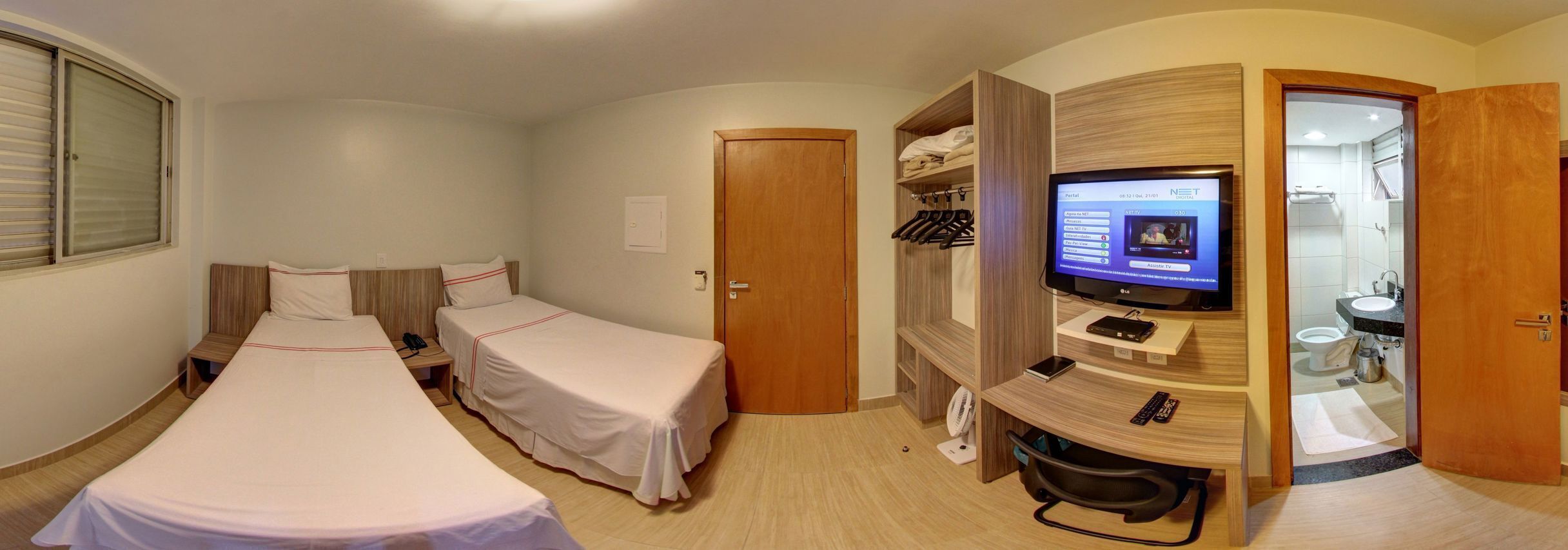 Desk, travel cot, free WiFi, bed sheets