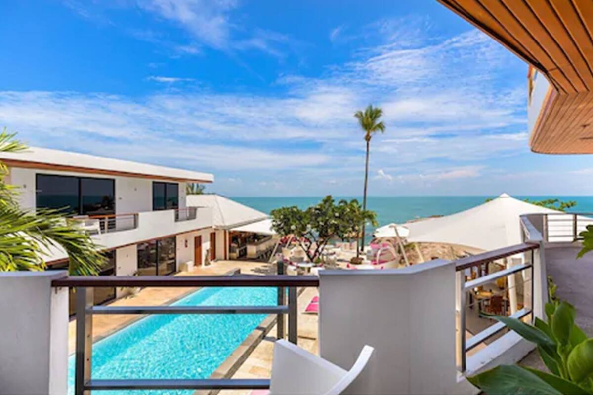 Second Floor Room Seaview | 고급 침구, 객실 내 금고, 암막 커튼, 방음 설비