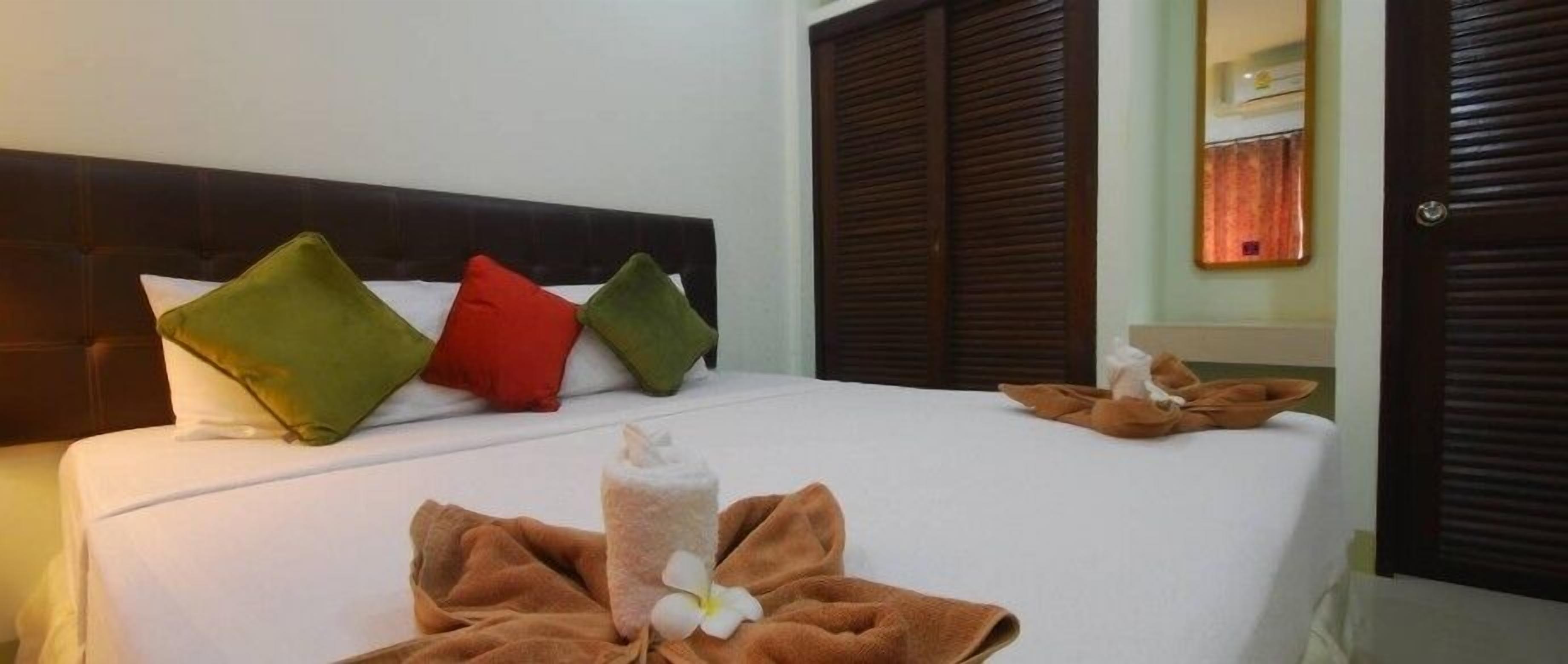 in-room safe, desk, rollaway beds, free wifi