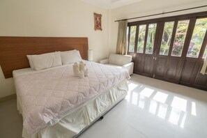 In-room safe, desk, rollaway beds, free WiFi - Buathong Place (Koh Samui)