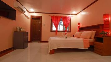 Premier Room, Sea View | Individually decorated, free WiFi