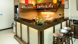 Bar (en el alojamiento)