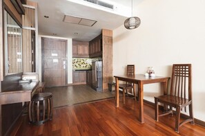 In-room safe, desk, blackout drapes, free WiFi