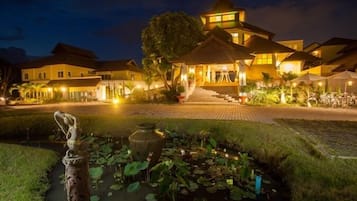 Front of property - evening/night