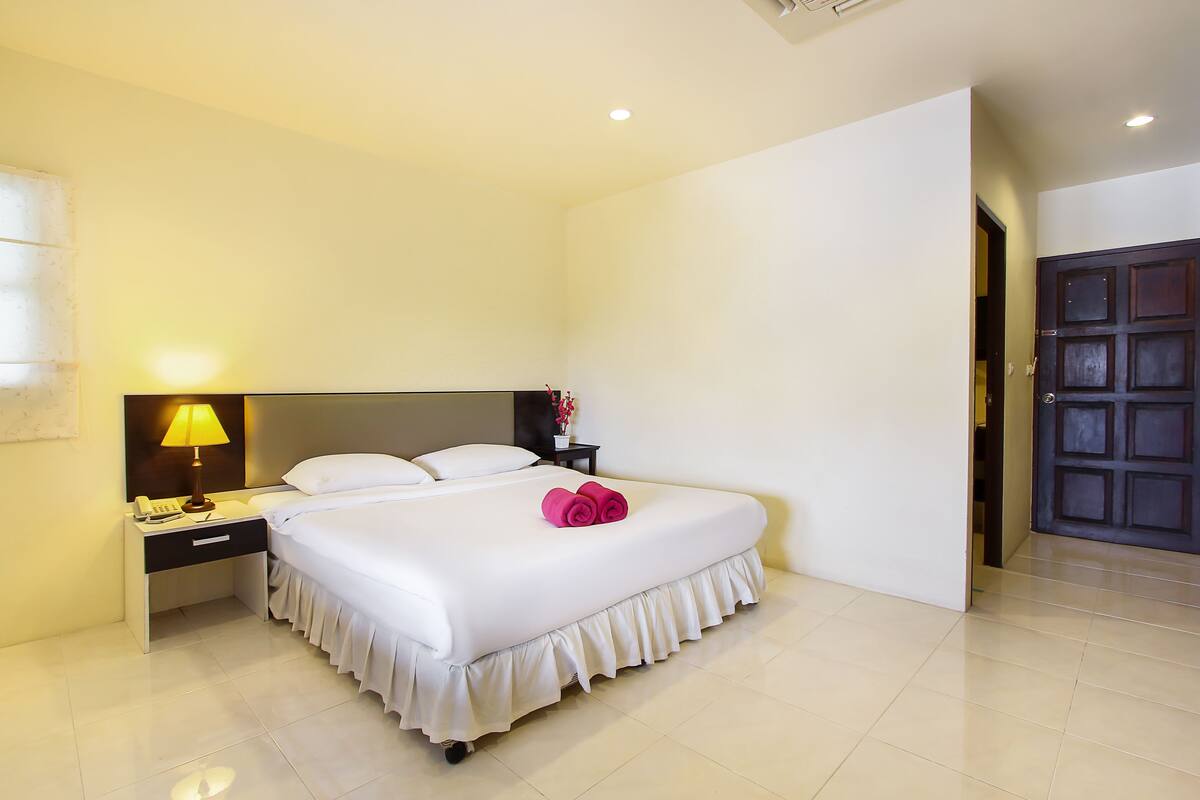 Standard Double Room (Residence Wing)