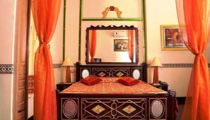 Premium Double or Twin Room | Egyptian cotton sheets, premium bedding, individually decorated