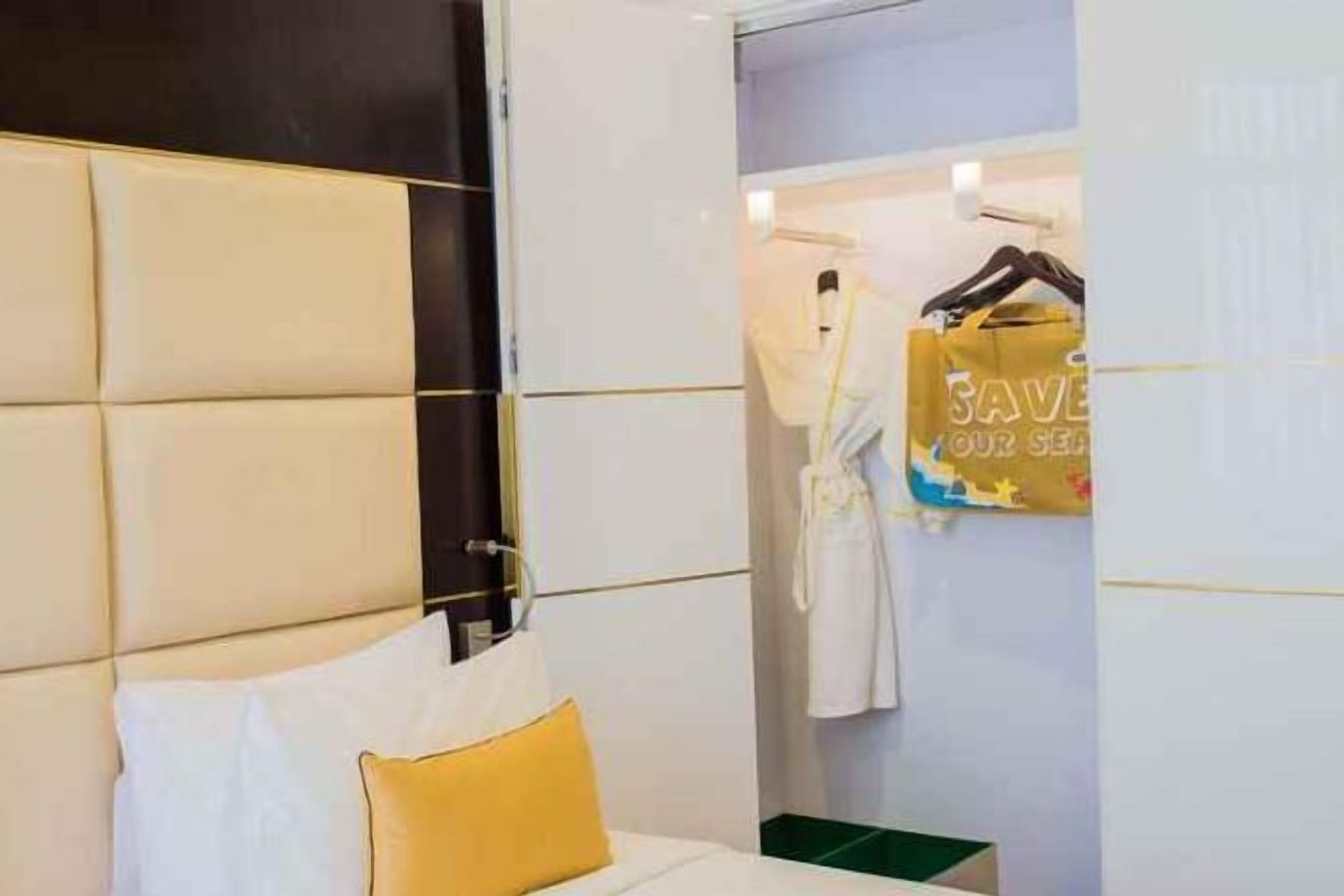 1 habitación, minibar y caja de seguridad en la habitación 