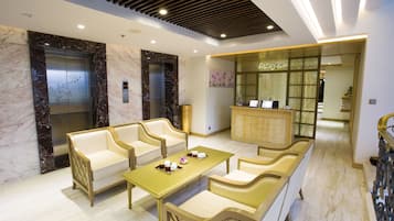Un sauna, baño turco, tratamientos corporales, aromaterapia