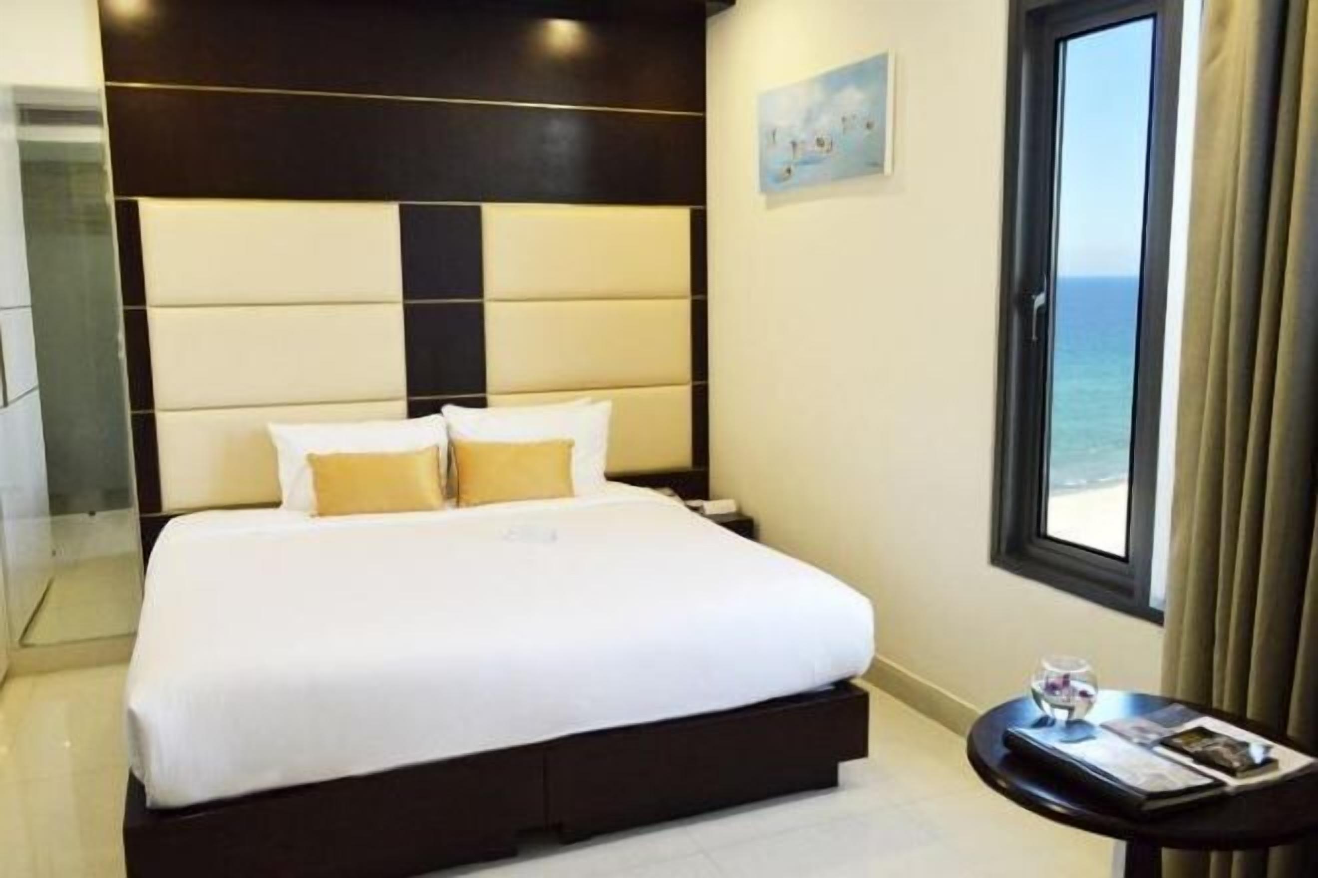 1 habitación, minibar y caja de seguridad en la habitación 