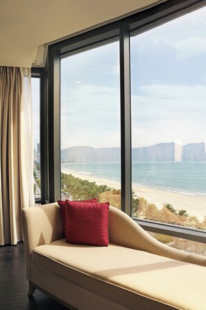 Premier Suite, 1 Double Bed, Ocean View | Beach/ocean view - Holiday Beach Hotel Danang (Da Nang)