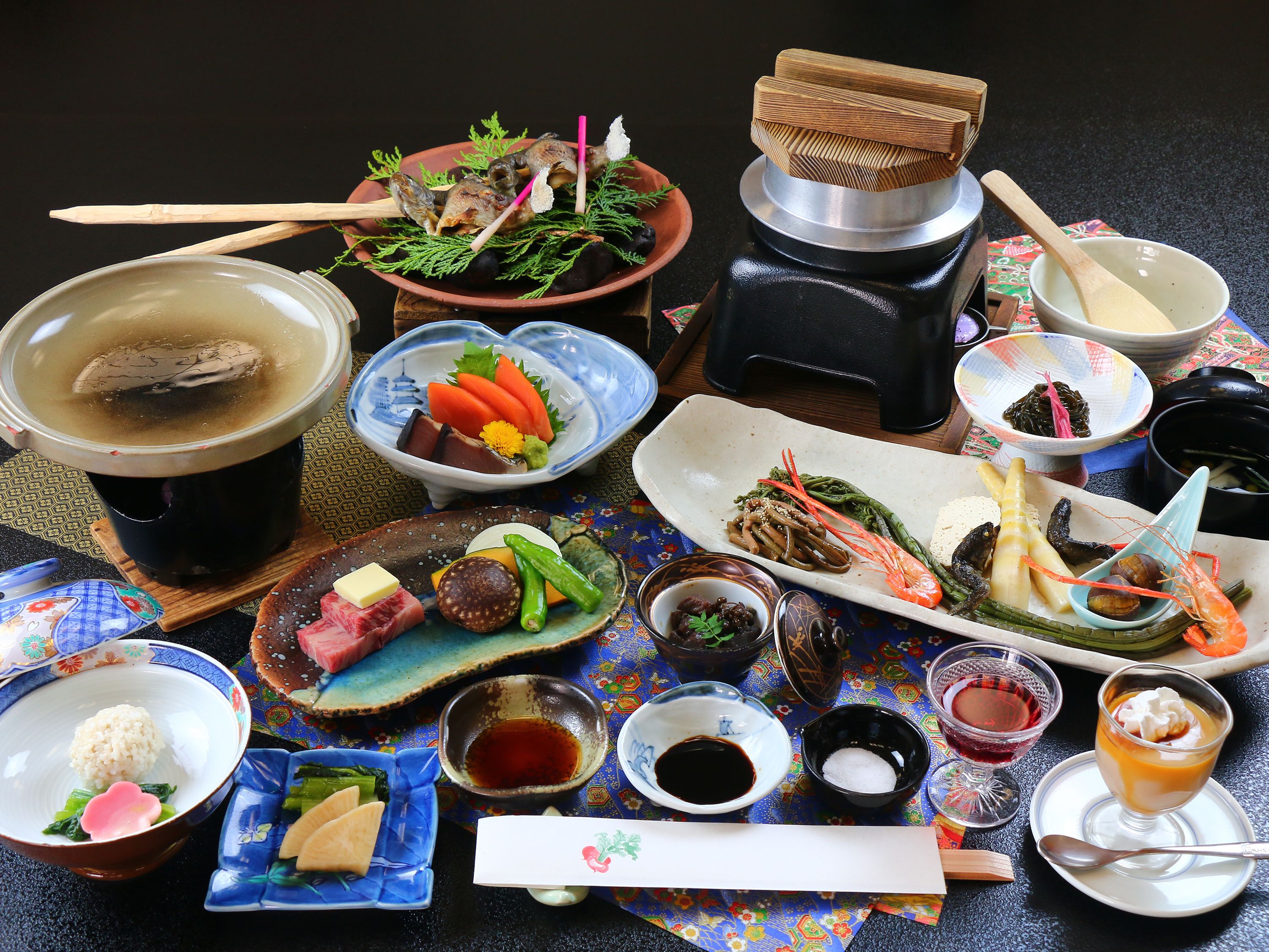 Khu vực ăn uống trong ryokan