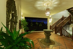 Interior entrance - Diamond D'Angkor Boutique (Siem Reap)
