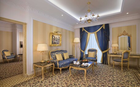 Royal Rose Abu Dhabi, a Curio by Hilton Affiliated Hotel - Image 31