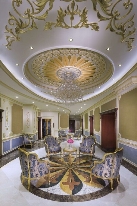 Royal Rose Abu Dhabi, a Curio by Hilton Affiliated Hotel - Image 48