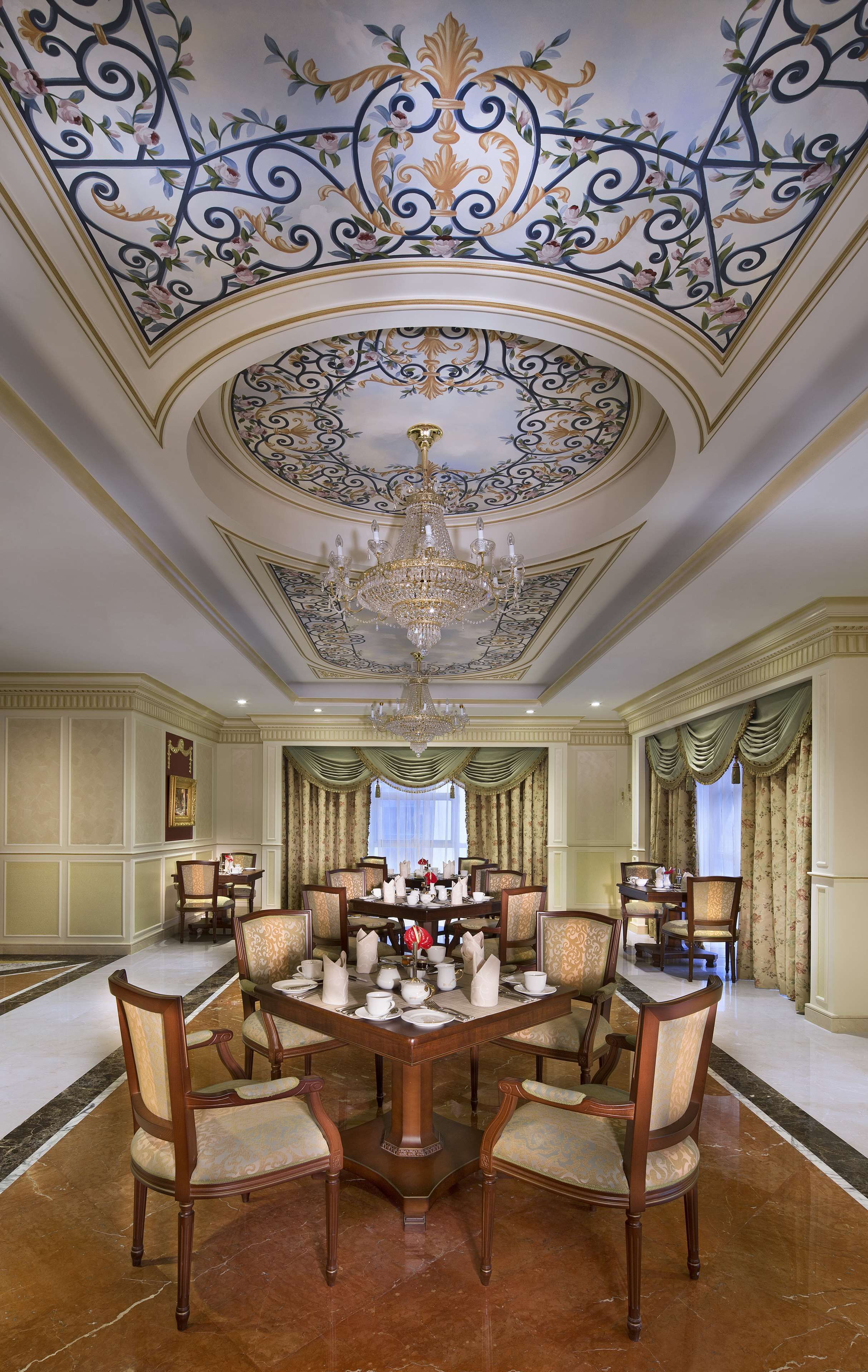 Foto - Royal Rose Abu Dhabi, a Curio Collection by Hilton Affiliated Hotel