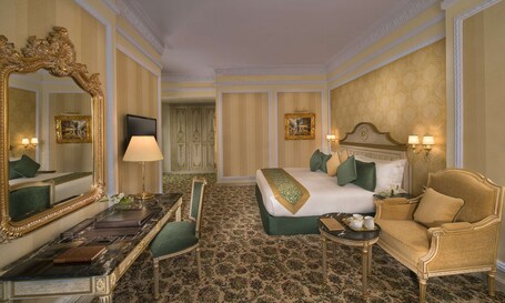 Royal Rose Abu Dhabi, a Curio by Hilton Affiliated Hotel - Image 20
