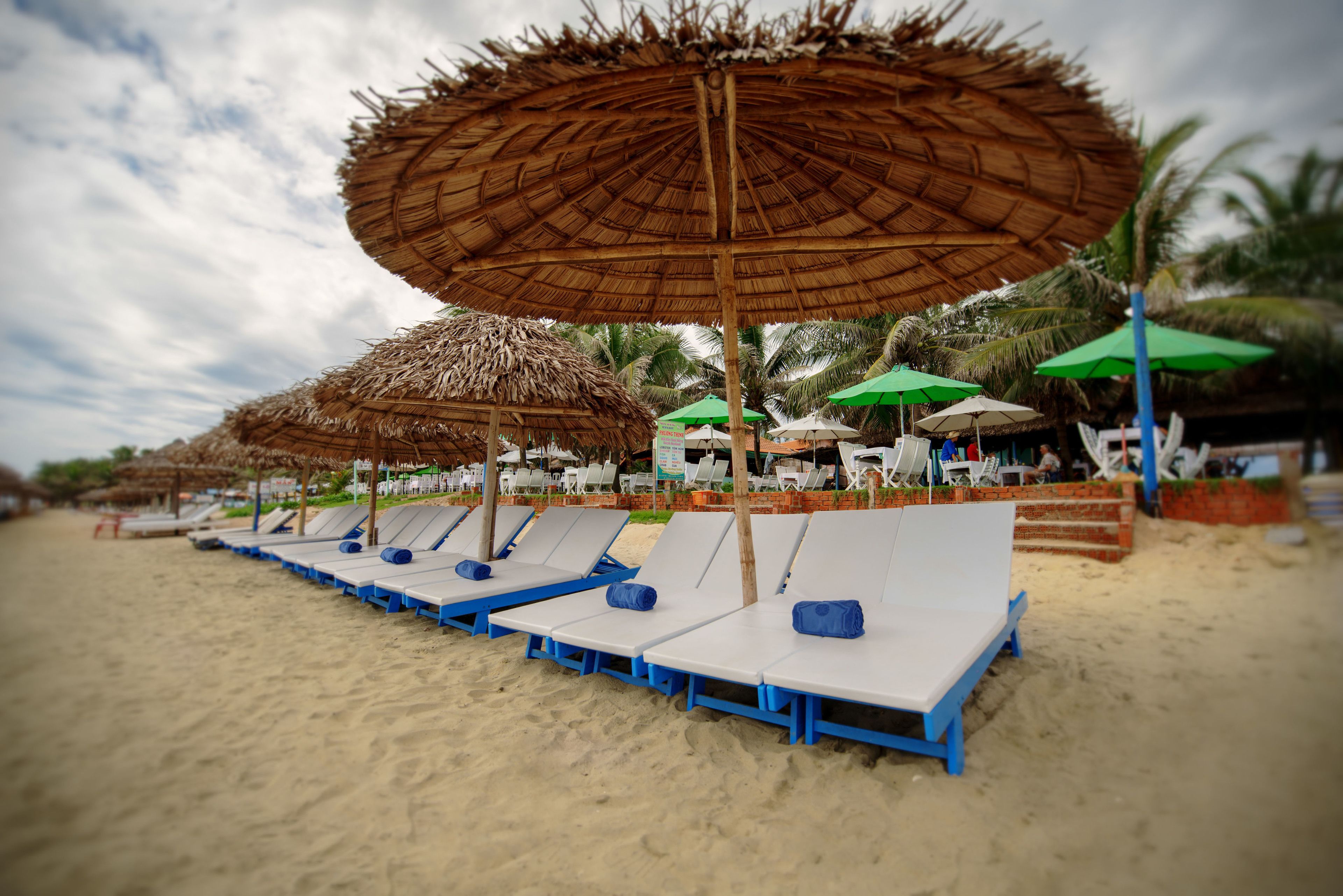 free beach shuttle, sun-loungers, beach umbrellas, beach towels
