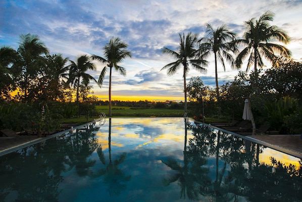 2 outdoor pools, pool umbrellas, sun loungers - Legacy Hoi An Resort (Da Nang)