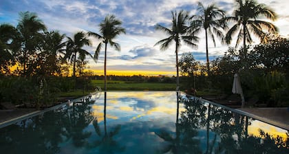 Legacy Hoi An Resort