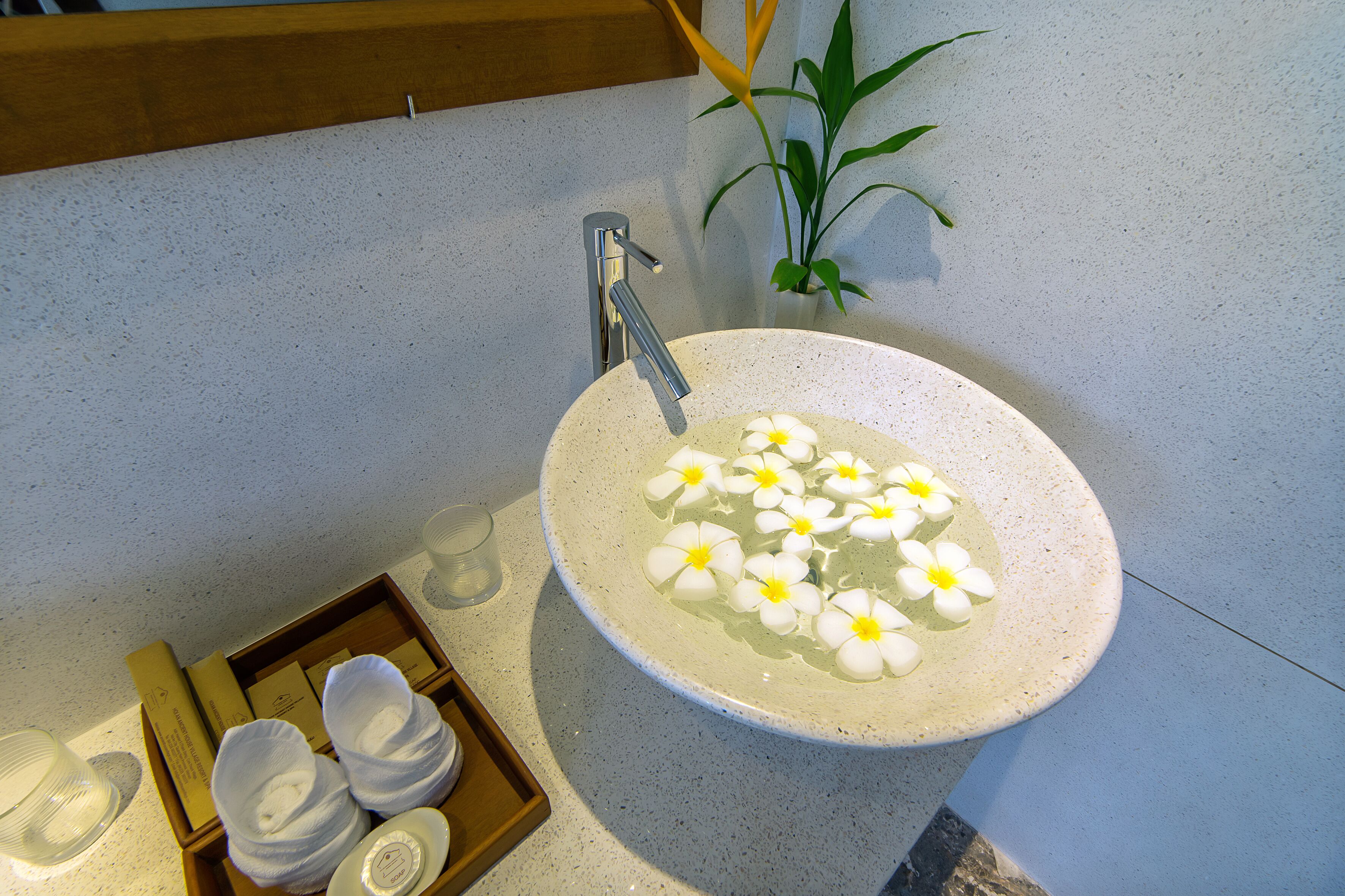 family triple room, garden view | bathroom | combined shower/bathtub, deep-soaking bathtub, rainfall showerhead