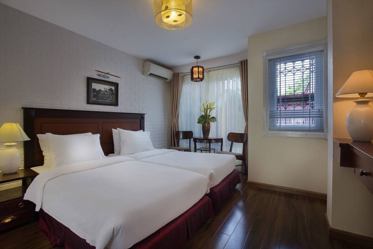 Minibar, in-room safe, desk, blackout curtains