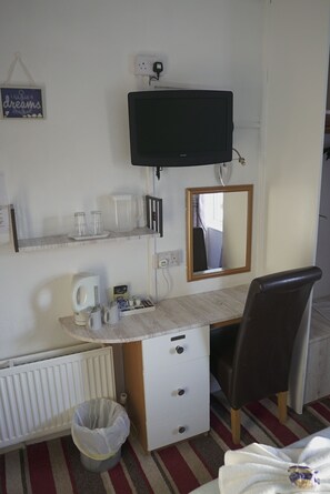 Superior Double Room, Ensuite | 1 bedroom - The Eastleigh (Skegness)