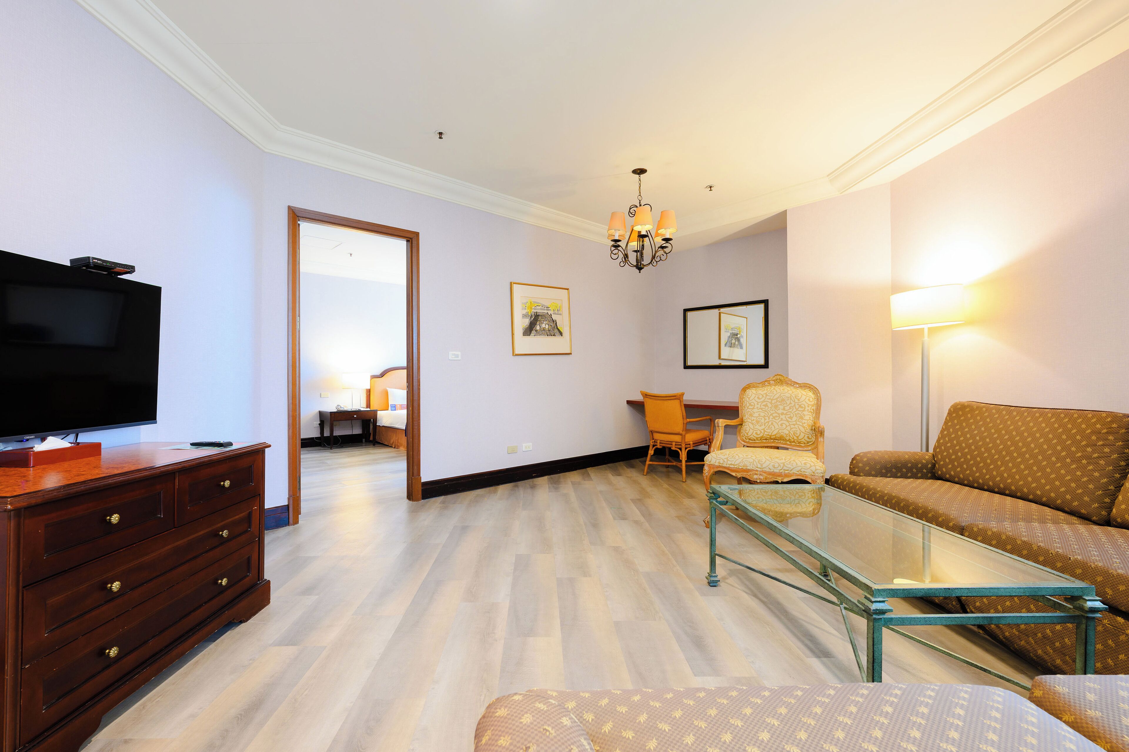 exclusive double room, 1 king bed | free minibar, in-room safe, desk, laptop workspace