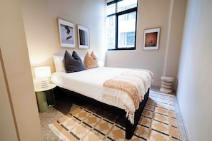 Wifi gratis y ropa de cama