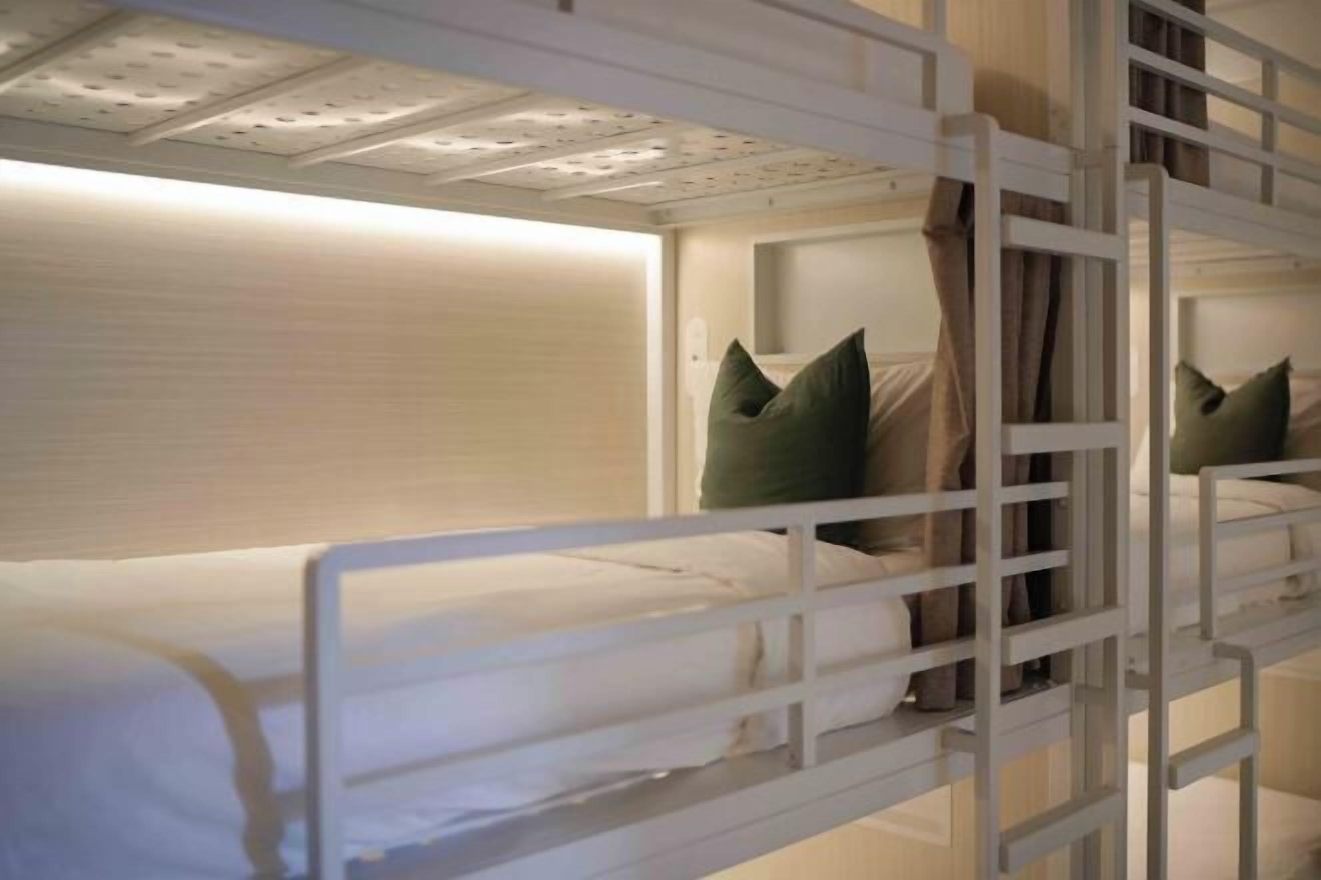 Wi-Fi gratuit, draps fournis