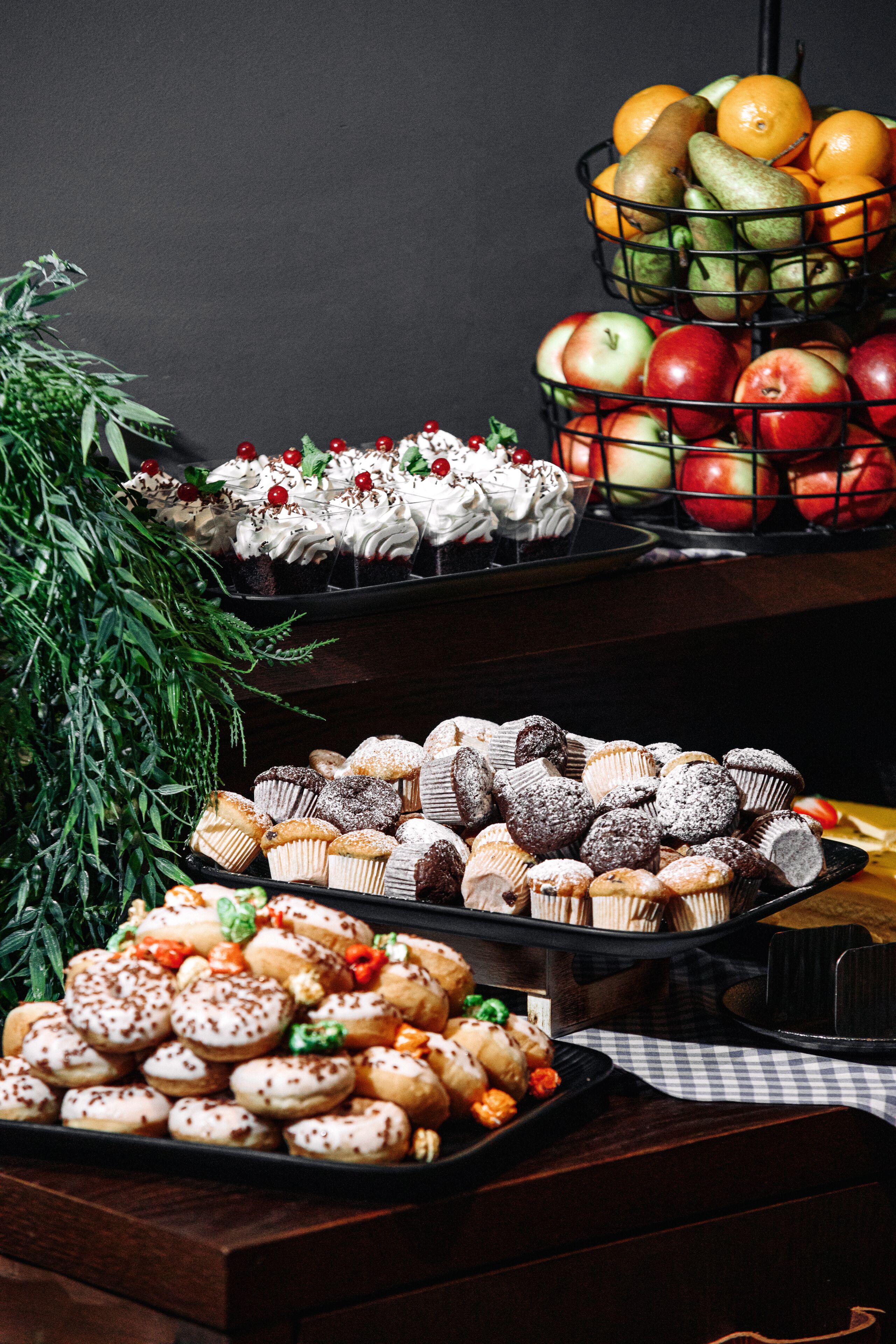 Daily buffet breakfast (EUR 18 per person)