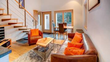 ํ๋ฉด TV, DVD ํ๋ ์ด์ด, ๋ฐ๋ฅ ๋๋ฐฉ/์จ๋