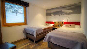 2 Schlafzimmer, hochwertige Bettwaren, Verdunkelungsvorhänge