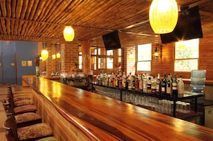 Bar (en la propiedad)