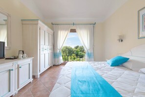 迷你吧、房內夾萬