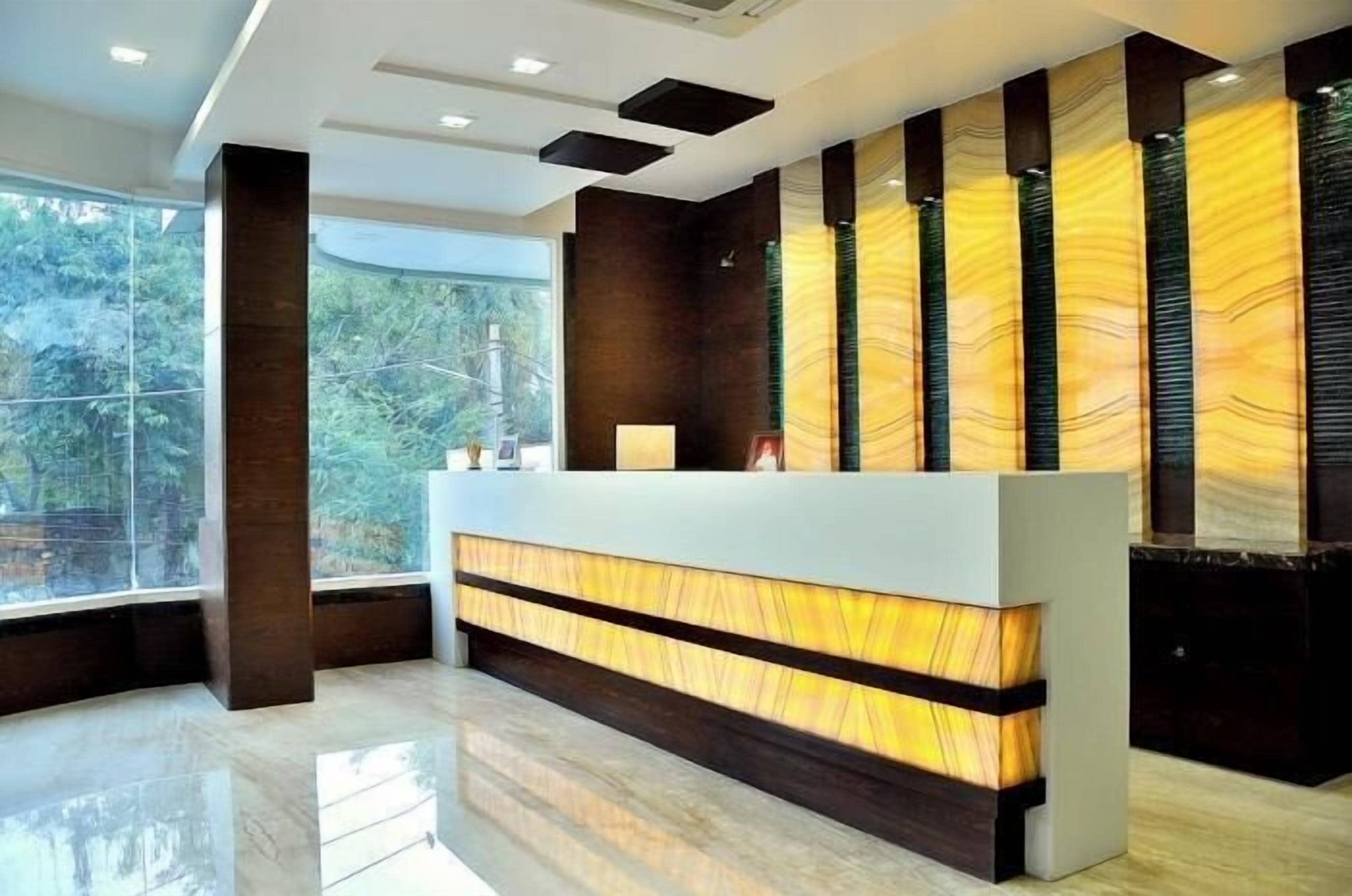 Photo - Shree Narayana Hotel-BAR-Rooftop Terrace-Disc!! 50 mtr from BUS STAND UDAIPUR