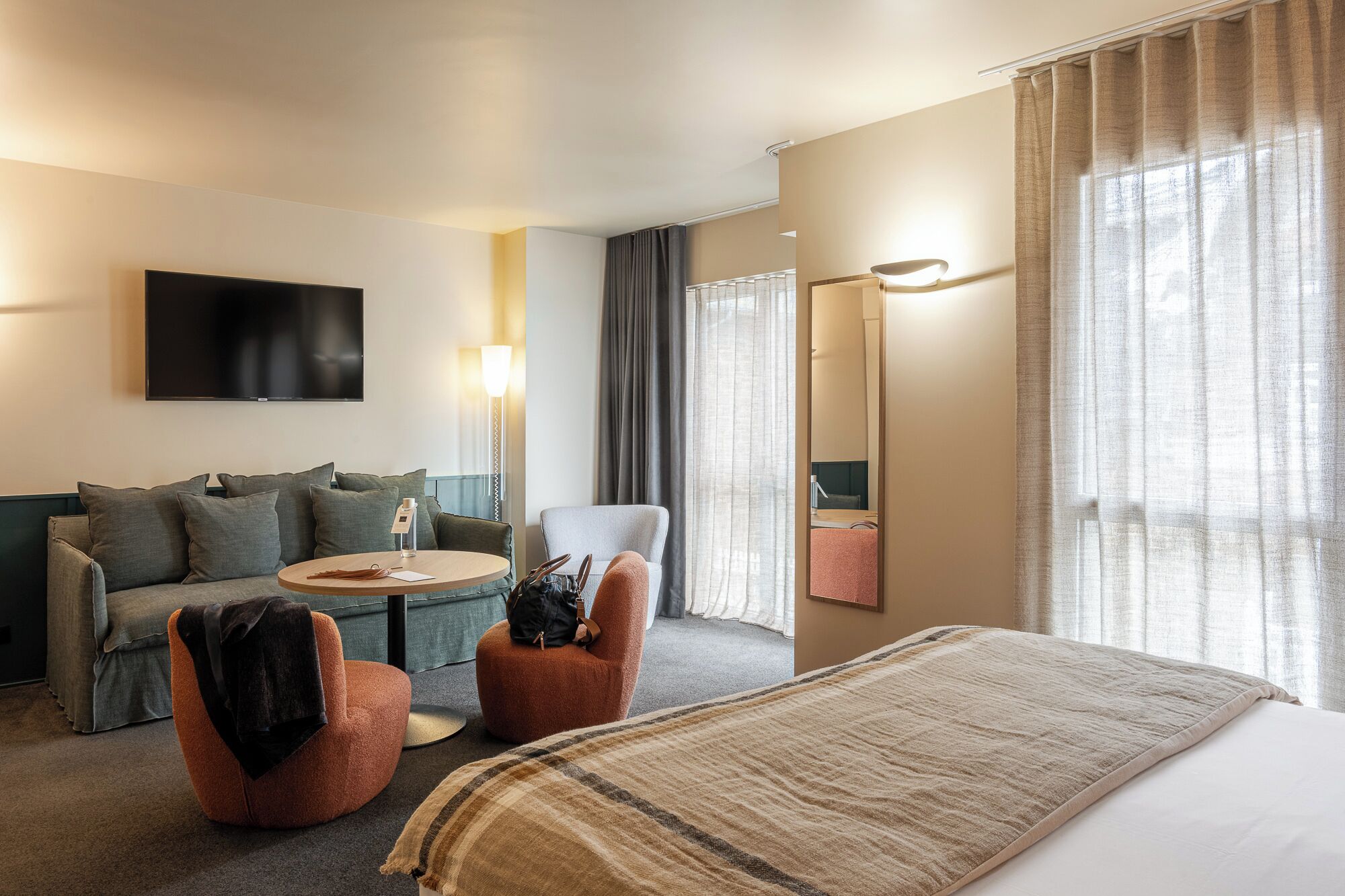 junior suite (4 pers) | premium bedding, minibar, individually furnished, blackout curtains