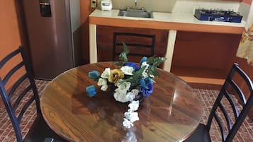 洋房, 2 間臥室 | 私人廚房 | 冰箱、微波爐、烤盤、清潔用品