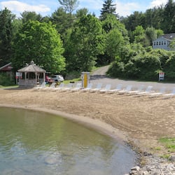 Spiaggia privata, lettini da mare, teli da spiaggia, pesca