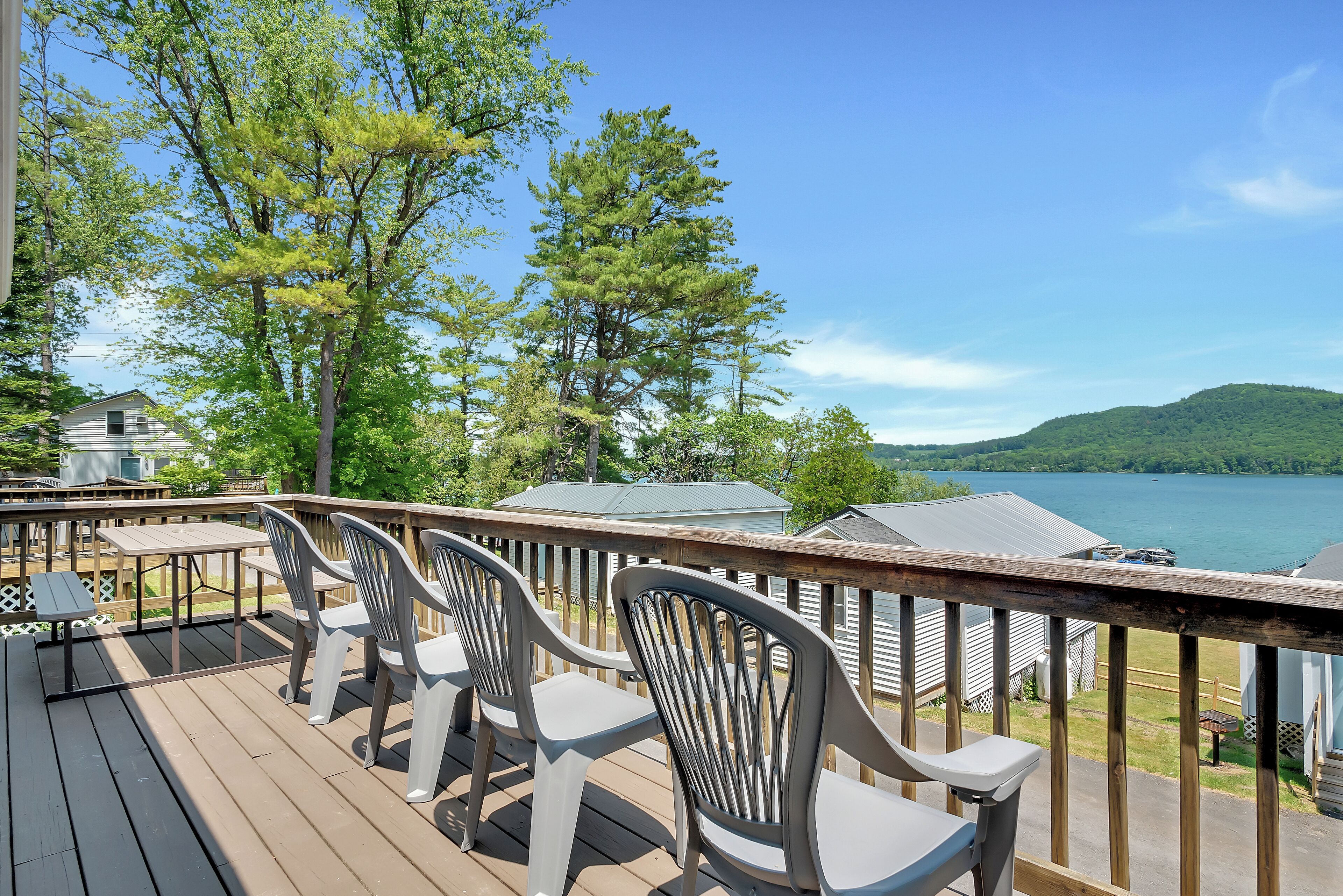 Cottage, 3 Bedrooms, Kitchen, Partial Lake View (Cottage H) | Terrace/patio
