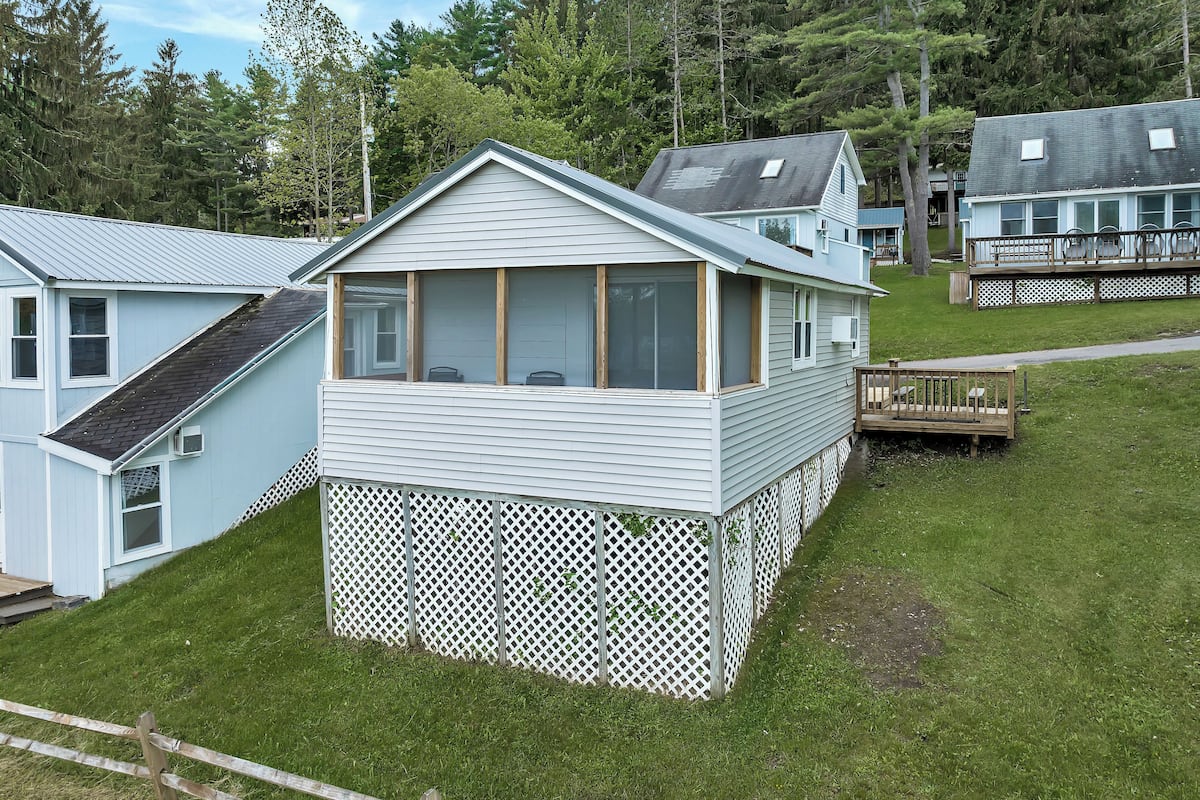 Cottage, 2 chambres, cuisine, vue lac (Cottage K) | Terrasse/Patio