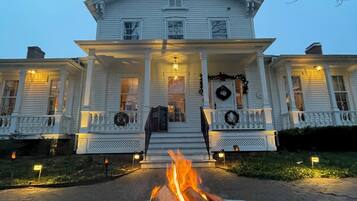 Fachada da propriedade