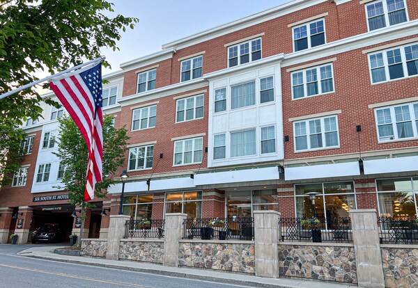 Six South St Hotel - Hanover