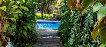 Hotel Colinas del Sol