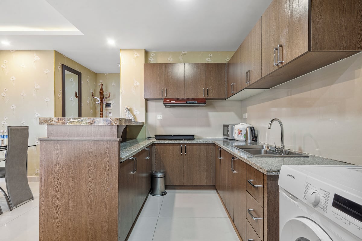 premier apartment, 2 bedrooms | shared kitchen | fridge, electric kettle
