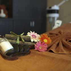 Sauna, hammam, soins d'aromathérapie, gommages corporels