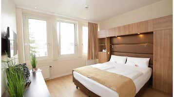 Doppelzimmer, allergikerfreundlich, Blick auf den Innenhof | Allergikerbettwaren, schallisolierte Zimmer, kostenloses WLAN