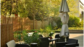 Kamar Double, ramah bagi penderita alergi, pemandangan halaman | Pemandangan dari kamar